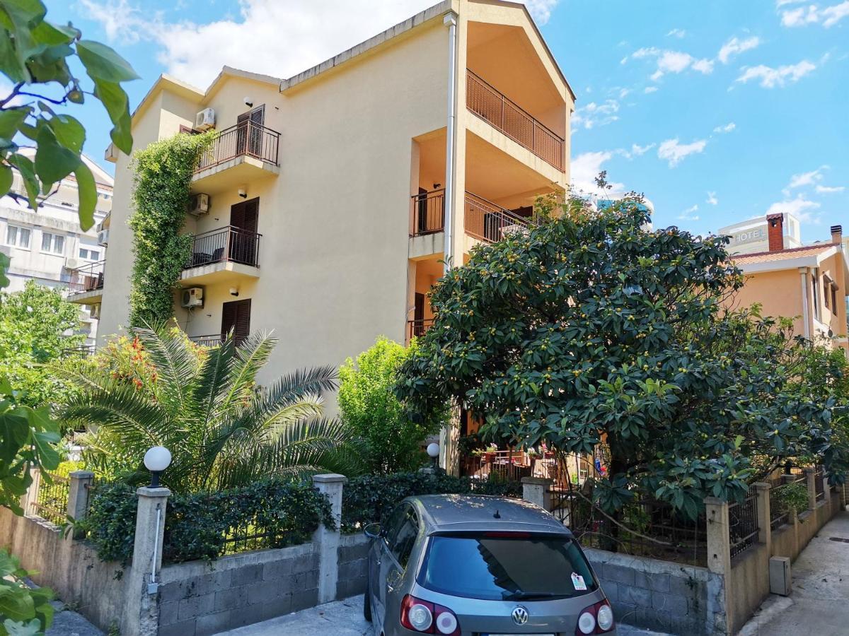 Apartments And Rooms Marija Budva Eksteriør bilde