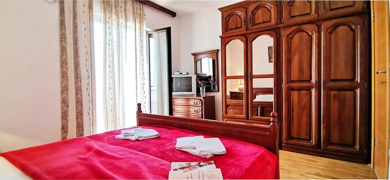 Apartments And Rooms Marija Budva Eksteriør bilde